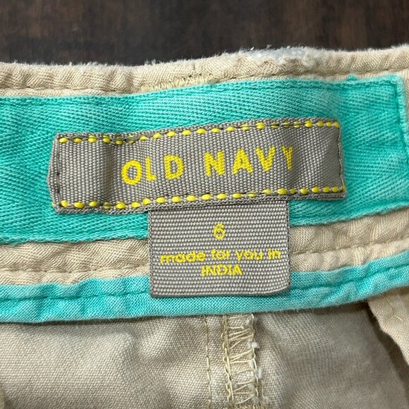 Old Navy Womens Cuffed Hem Cotton Mini Shorts Khaki Size 6 Classic Summer Preppy - Picture 5 of 10